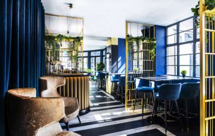 Reign Bar and Lounge 13 Albion Street Broadstrais CT10 1LU, Image 3