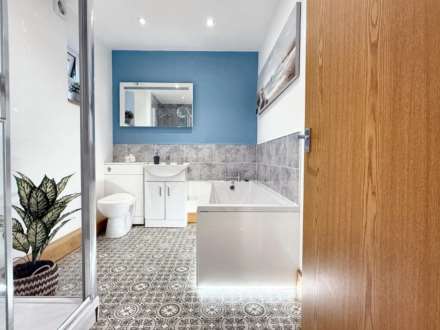 Merriland 13 The Vale, Broadstairs Ct10 1RB, Image 4