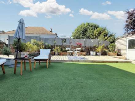 Merriland 13 The Vale, Broadstairs Ct10 1RB, Image 5