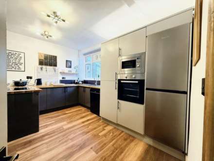 Merriland 13 The Vale, Broadstairs Ct10 1RB, Image 7