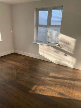 Flat 5  267  Canterbury Road, Margate CT9 5JR, Image 2