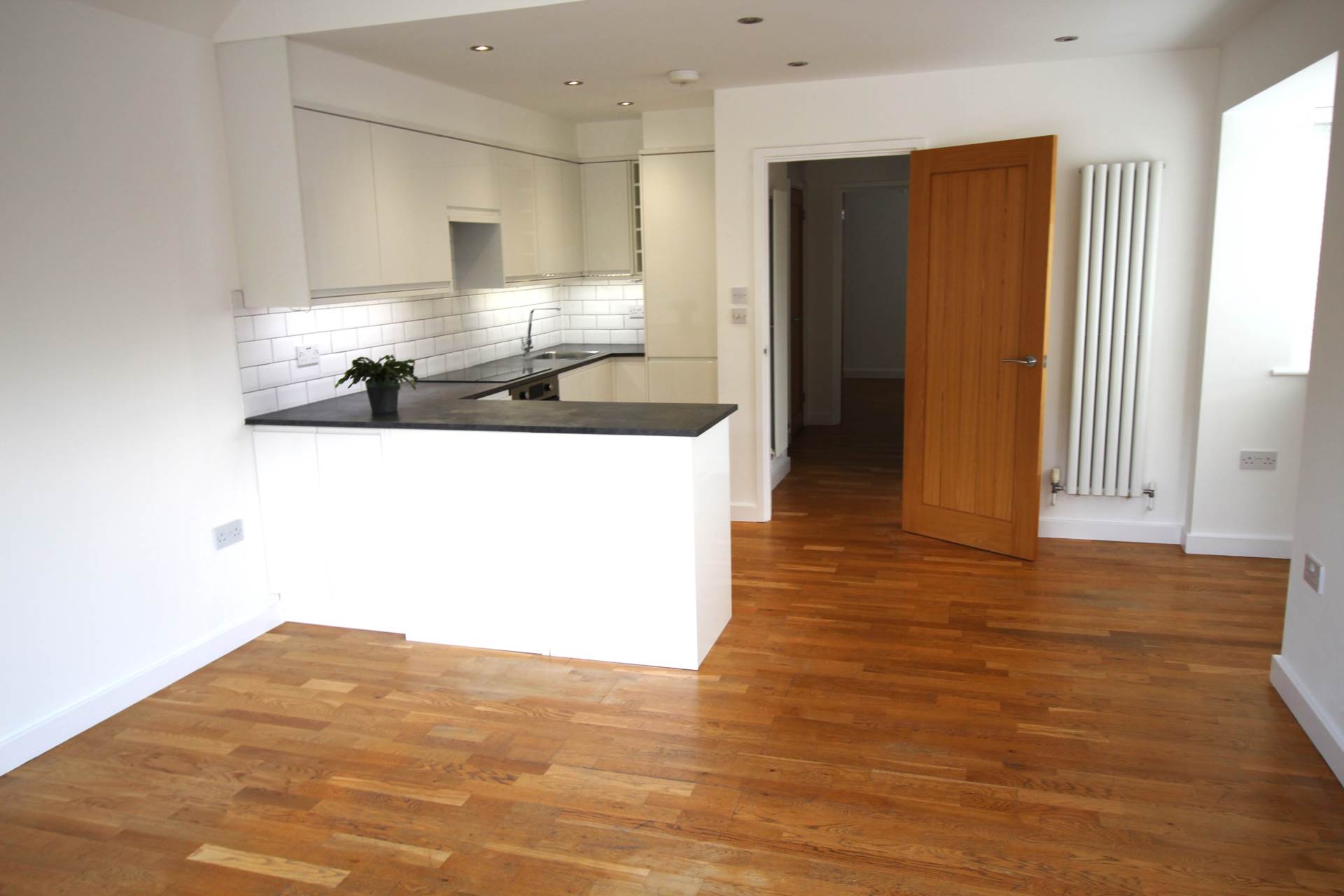 2a Norman Road, Broadstairs CT10 3BZ, Image 2