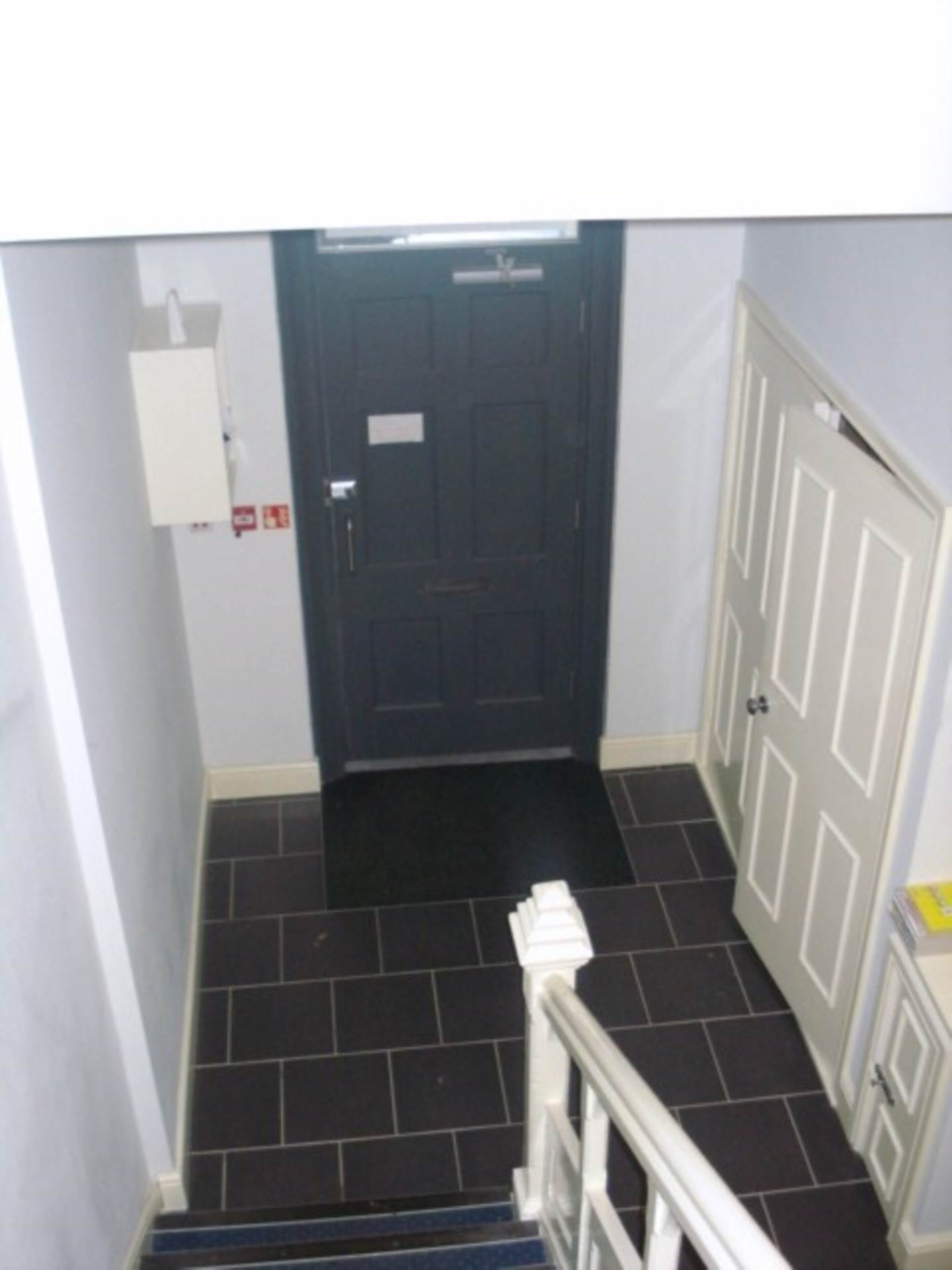Flat 5 75 High  Street, Broadstairs, Image 2