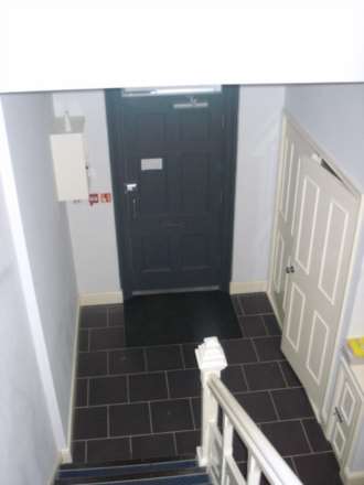 Flat 5 75 High  Street, Broadstairs, Image 2
