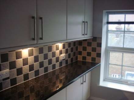 Flat 5 75 High  Street, Broadstairs, Image 7