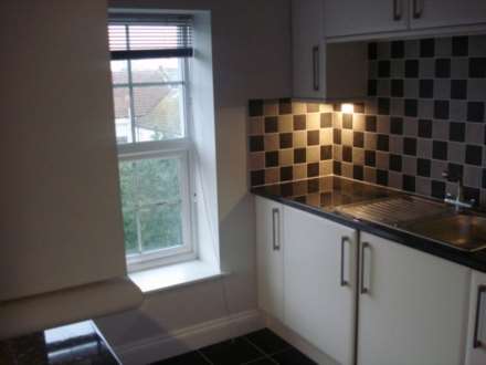 Flat 5 75 High  Street, Broadstairs, Image 8