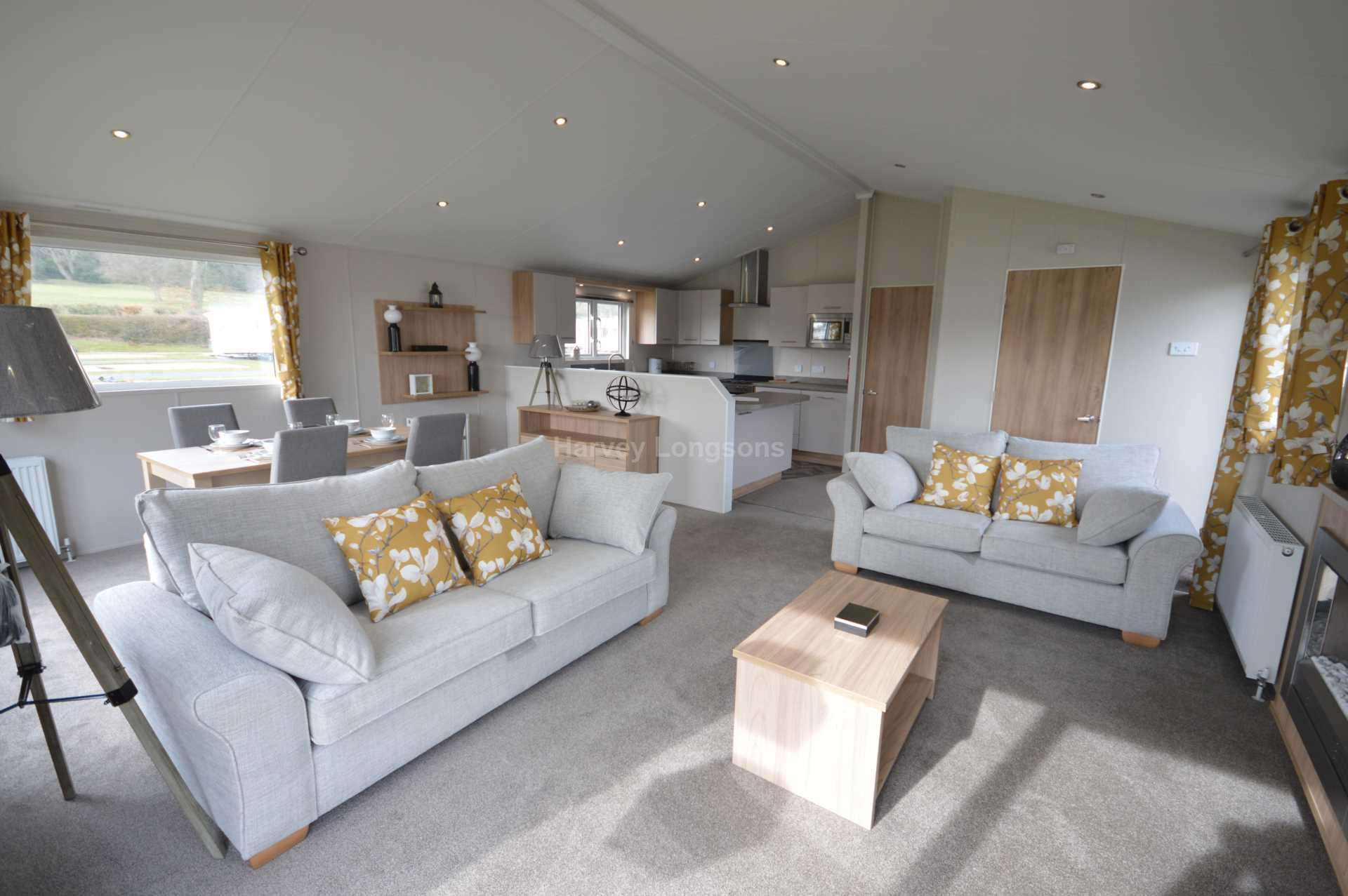 2 Bedroom Lodge, Dawlish Warren For Sale in Dawlish Warren, Devon