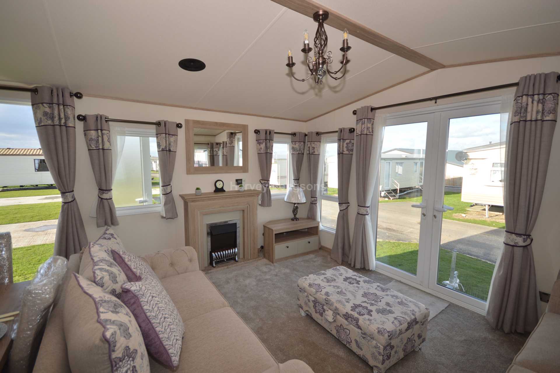 2 Bedroom Lodge, Isle Of Sheppey For Sale in Isle Of Sheppey, Kent