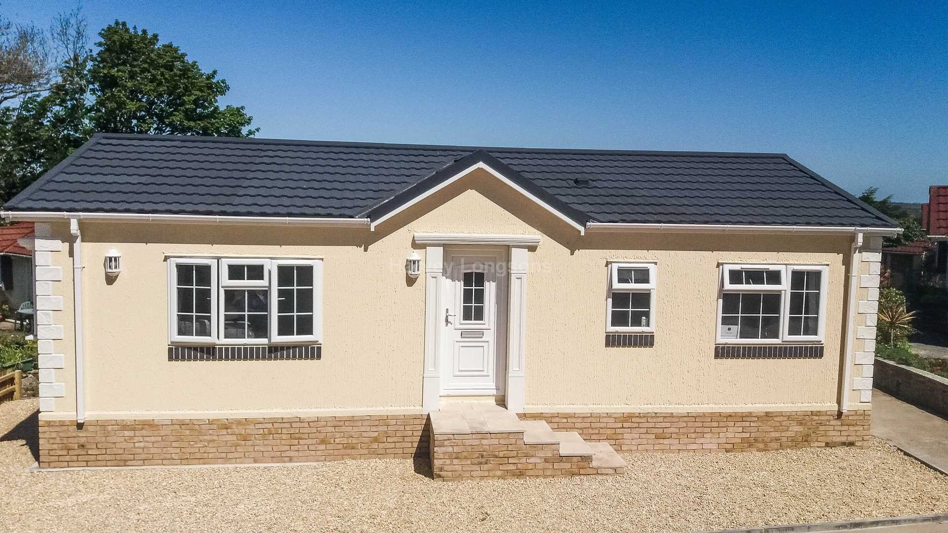 2 Bedroom Park Home, Mawgan For Sale in Mawgan, Cornwall Preloved