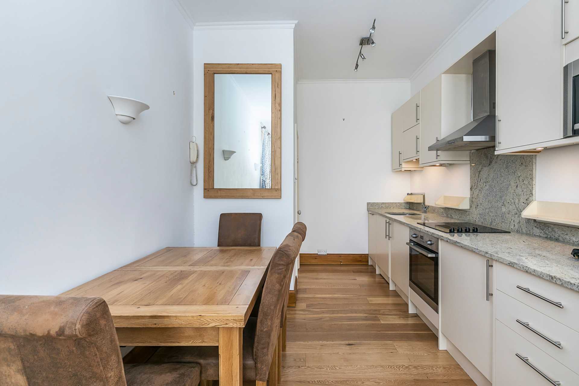 St Georges Drive, Pimlico, SW1V, Image 4
