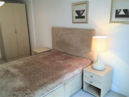 Vauxhall Bridge Road, London, SW1V, Image 7