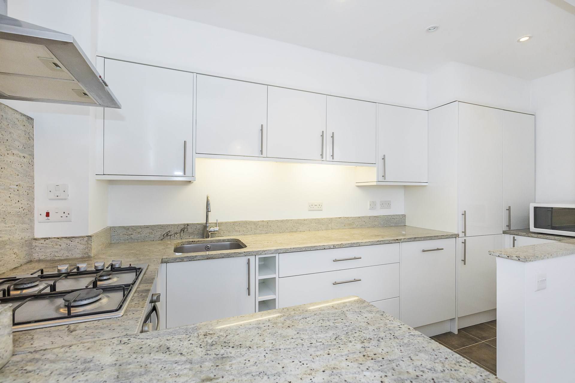 St George's Drive, London, SW1V, Image 4