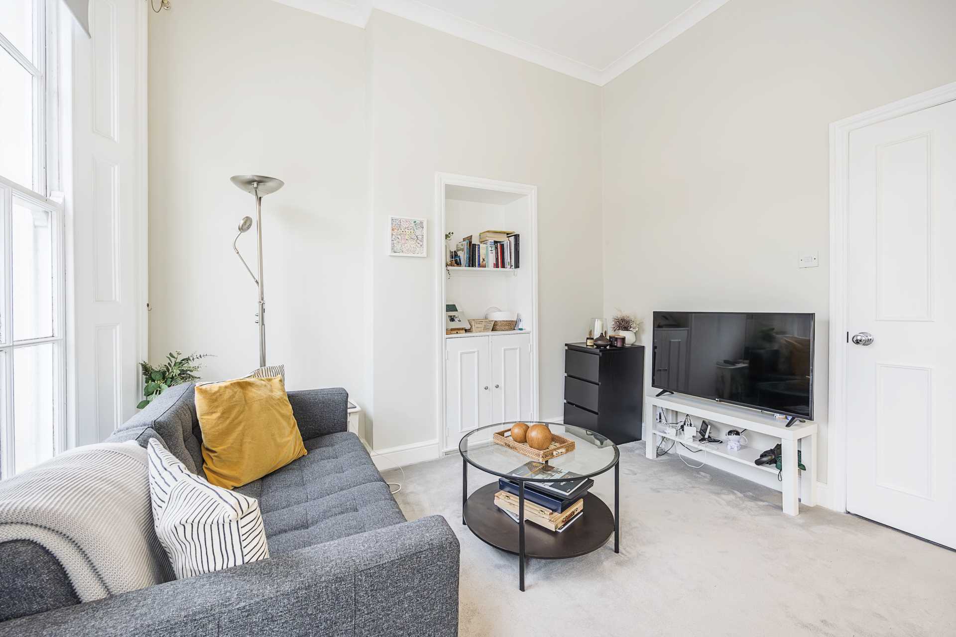 Tachbrook Street, Pimlico, SW1V, Image 1