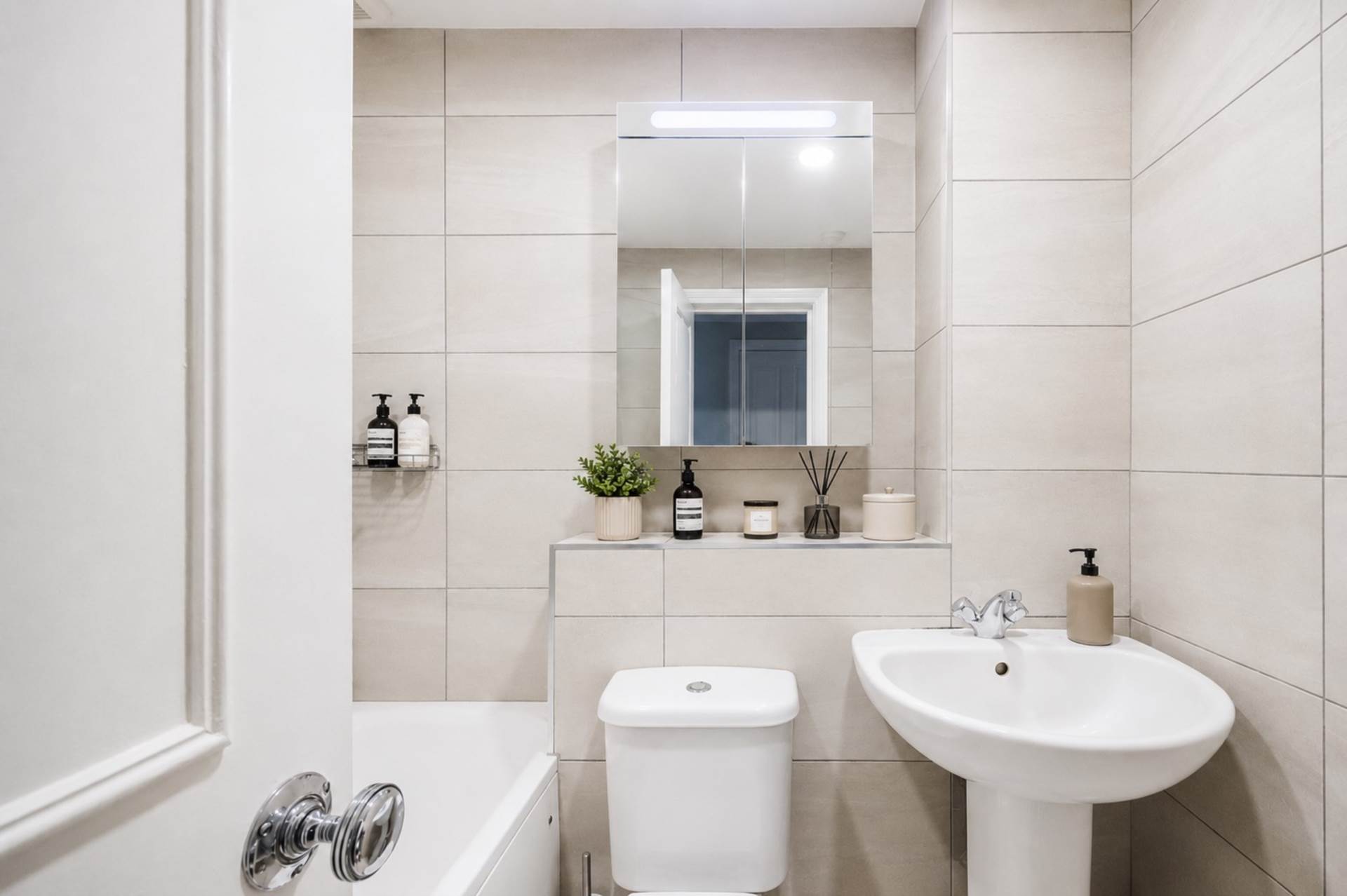 Tachbrook Street, Pimlico, SW1V, Image 9