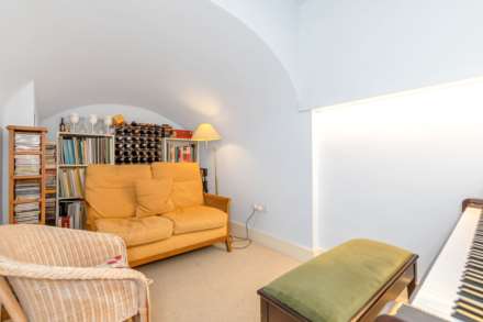 Moreton Terrace, Pimlico. SW1V, Image 21