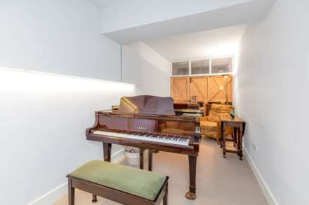 Moreton Terrace, Pimlico. SW1V, Image 22