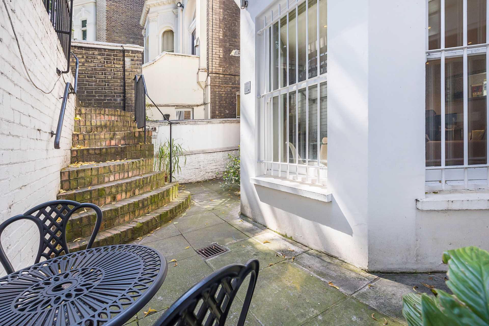 Redcliffe Gardens, Chelsea, SW10, Image 8