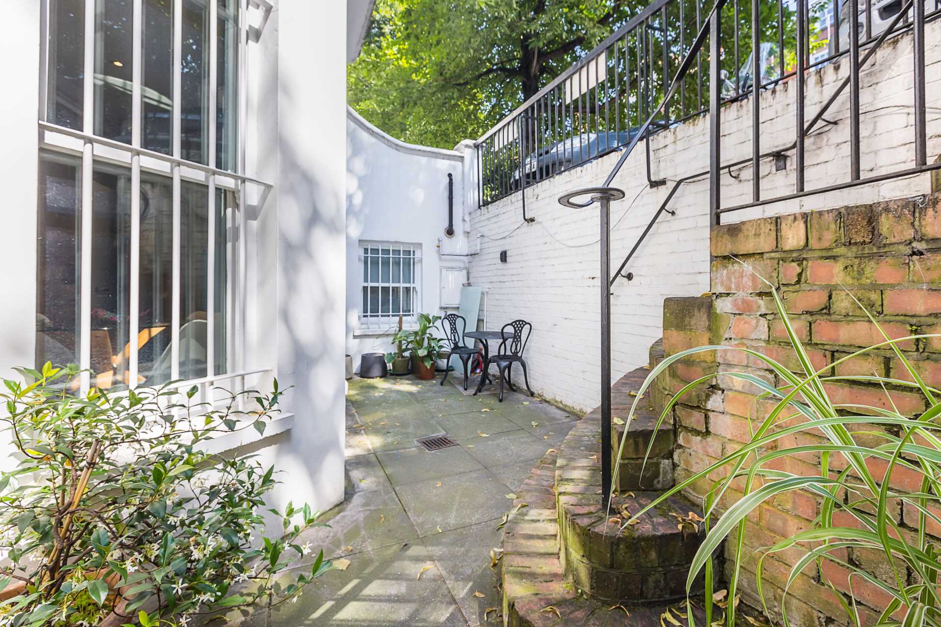 Redcliffe Gardens, Chelsea, SW10, Image 9