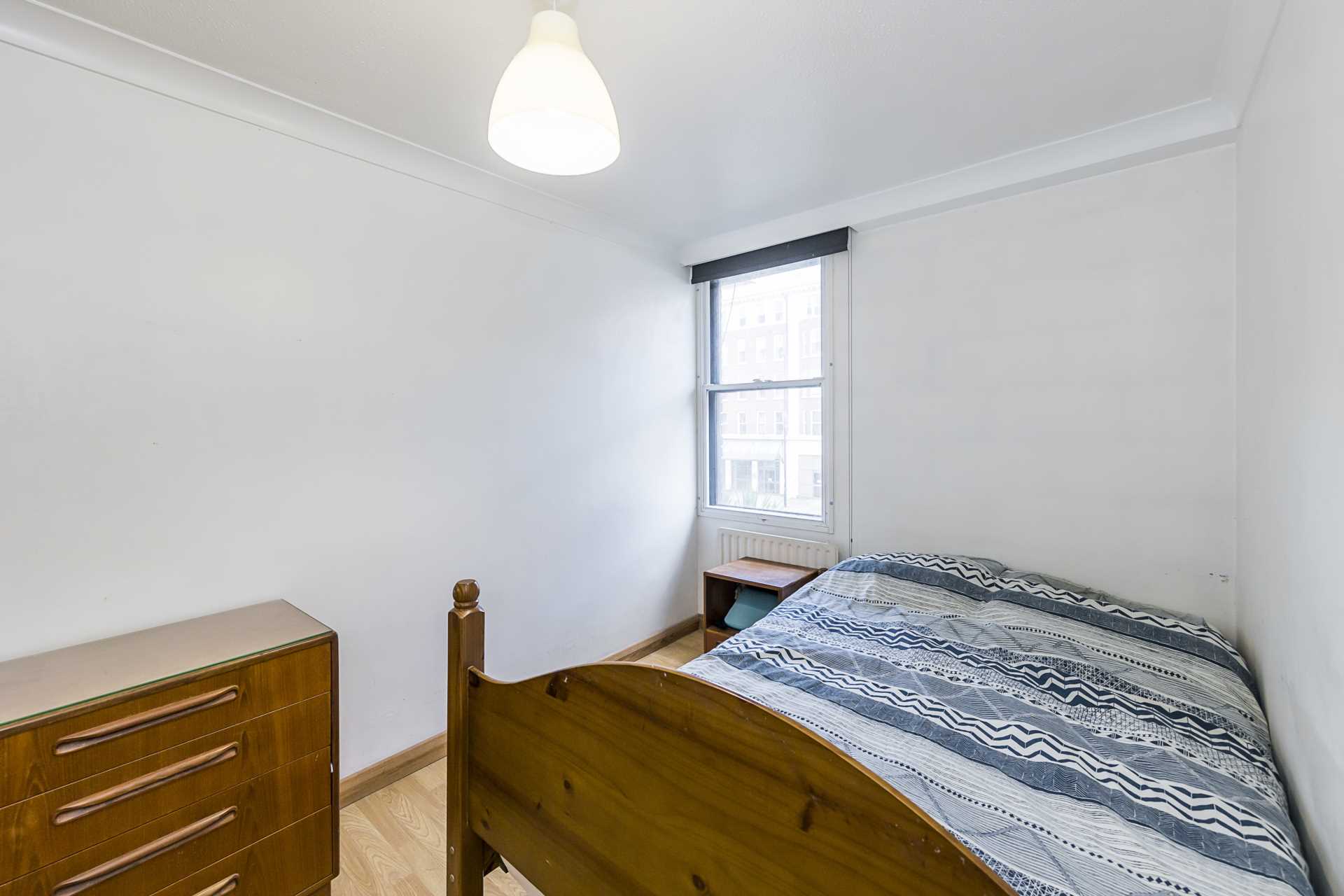 Vauxhall Bridge Road, Pimlico, SW1V, Image 10