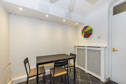 Vauxhall Bridge Road, Pimlico, SW1V, Image 9