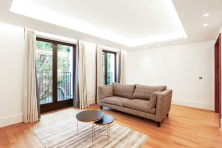 1 Bedroom Apartment, Lancer Square, London
