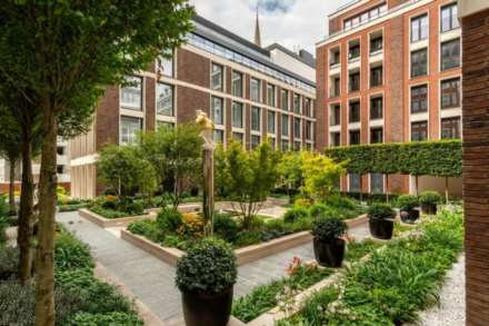 Lancer Square, London, Image 12