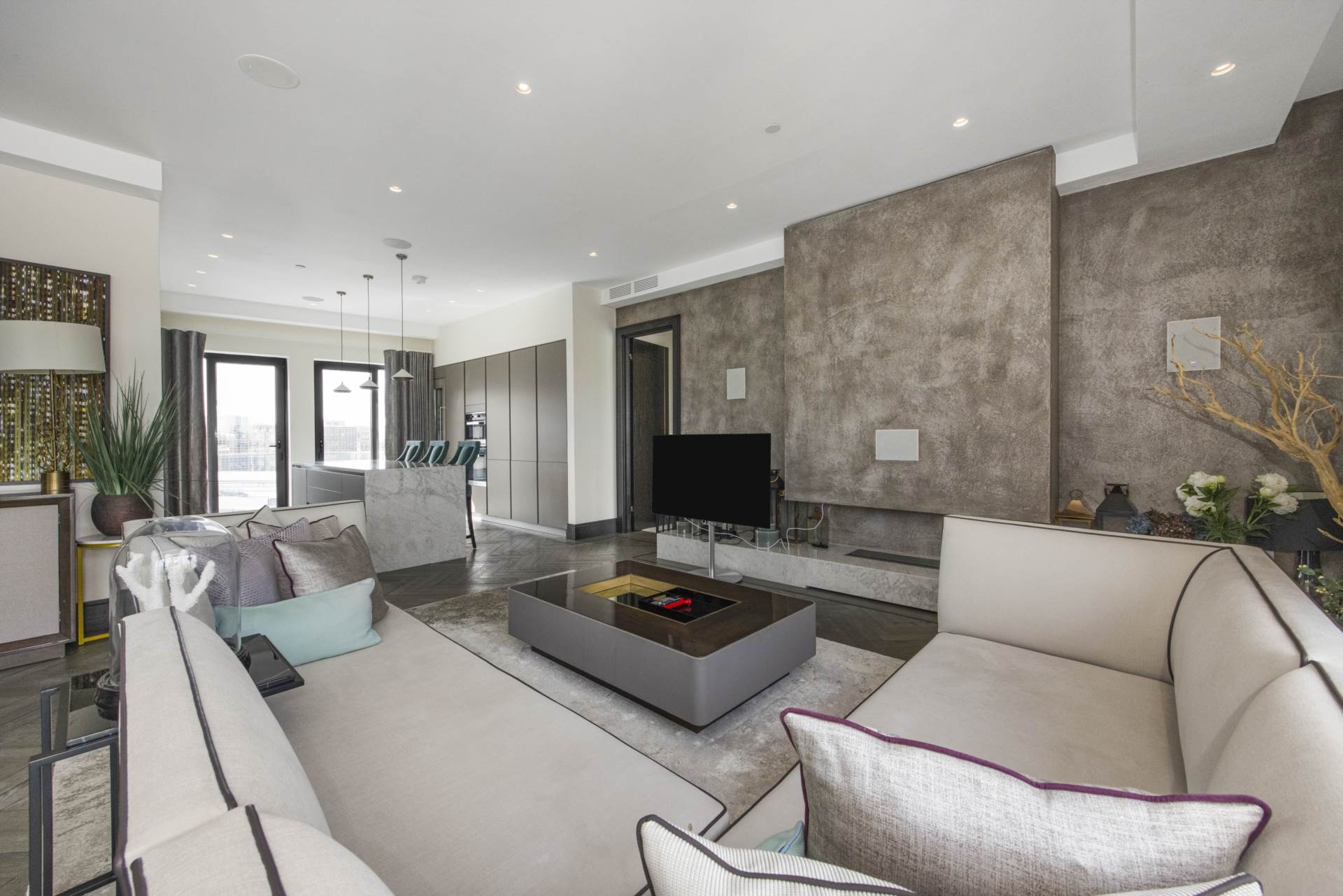 Vauxhall Bridge Road, Victoria, SW1V, Image 3