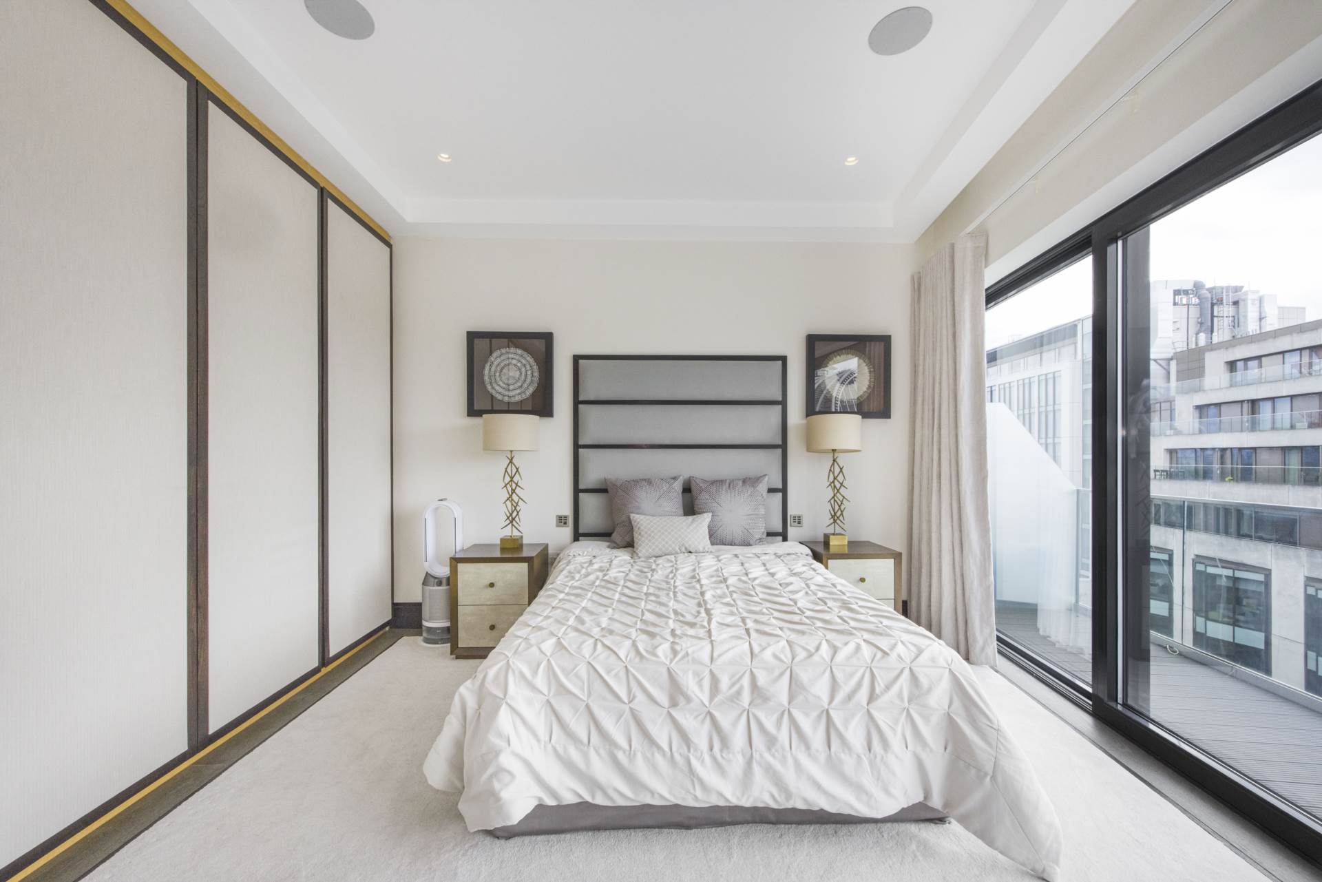 Vauxhall Bridge Road, Victoria, SW1V, Image 5