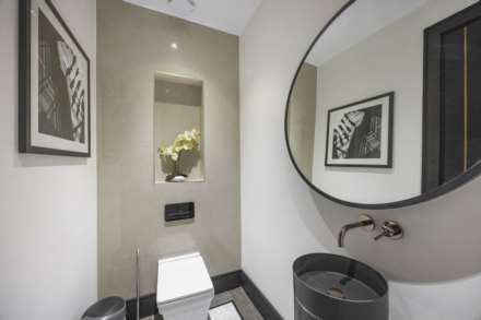Vauxhall Bridge Road, Victoria, SW1V, Image 15