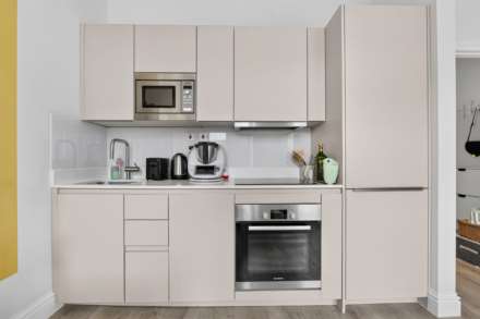 Trebovir Road, London, SW5, Image 9