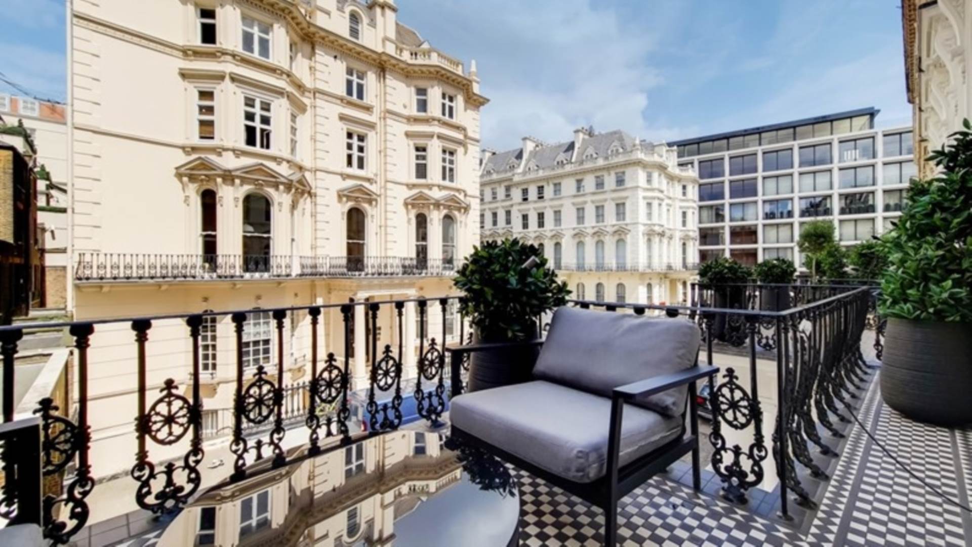 Prince Of Wales Terrace, Kensington, Image 12