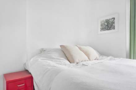 St George's Drive, London, SW1V, Image 6