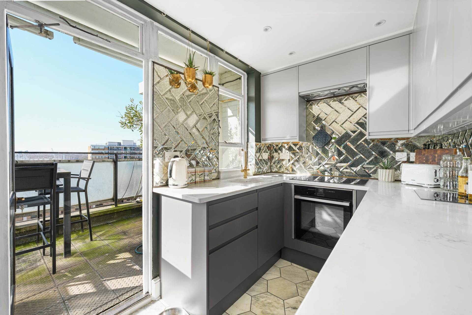 Churchill Gardens, Pimlico, SW1V, Image 5