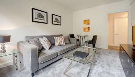 Fulham Road, Chelsea, Image 1