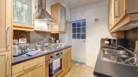 Fulham Road, Chelsea, Image 3