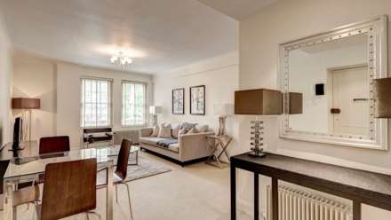 Fulham Road, Chelsea, Image 1