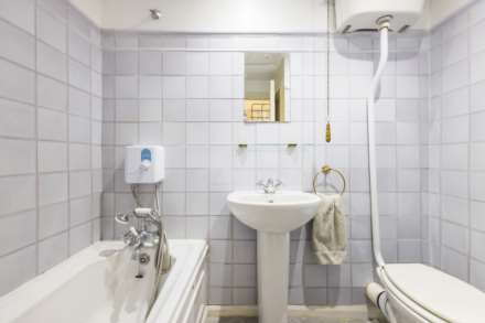Gloucester Street, Pimlico, SW1V, Image 12