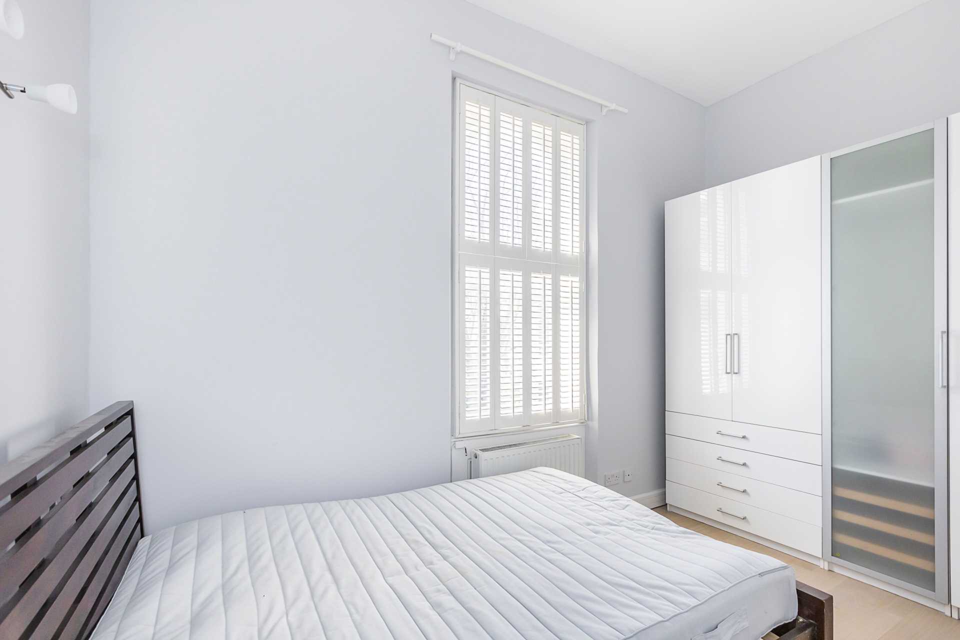 Nevern Place, Earl's Court, SW5, Image 3
