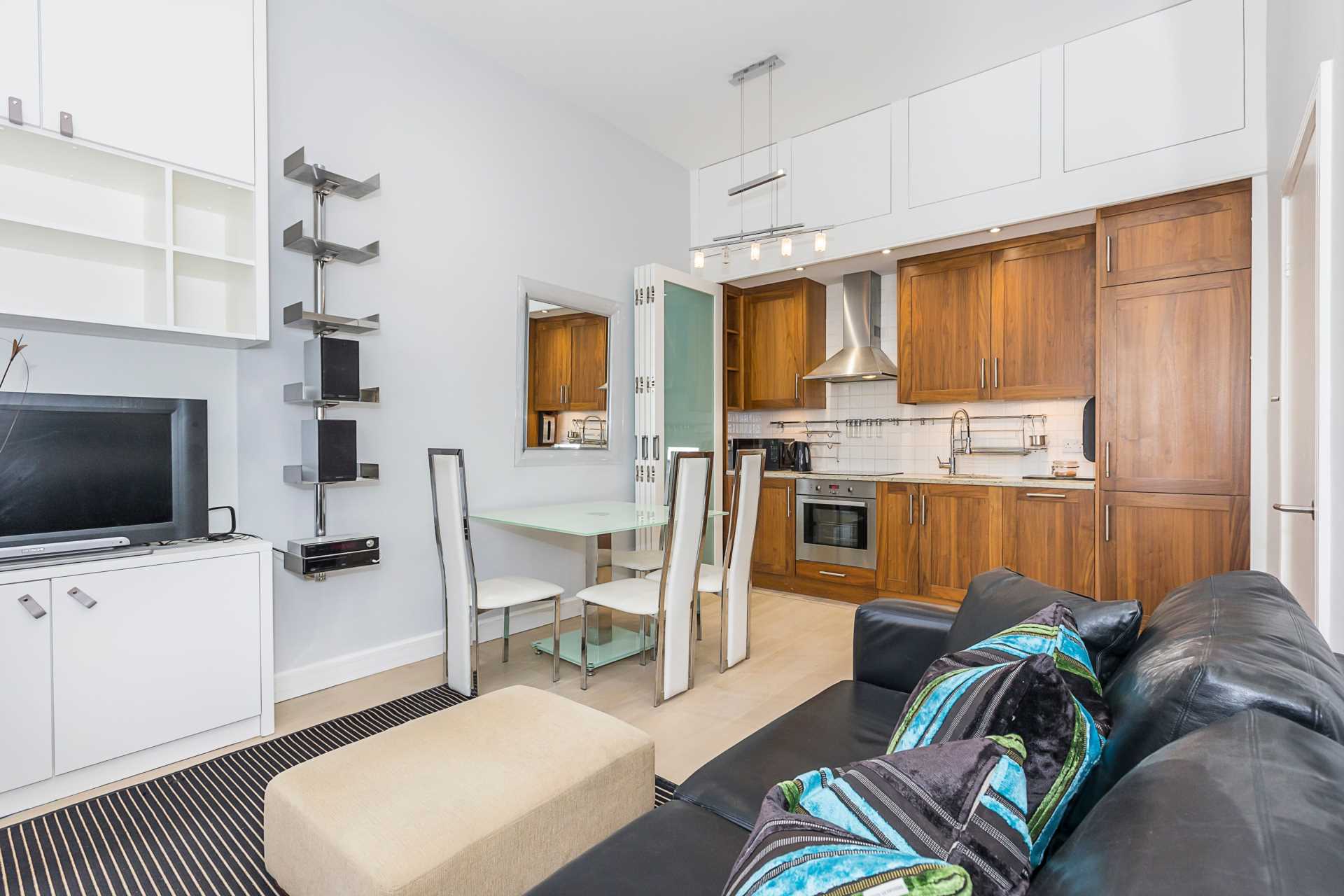 Nevern Place, Earl's Court, SW5, Image 9