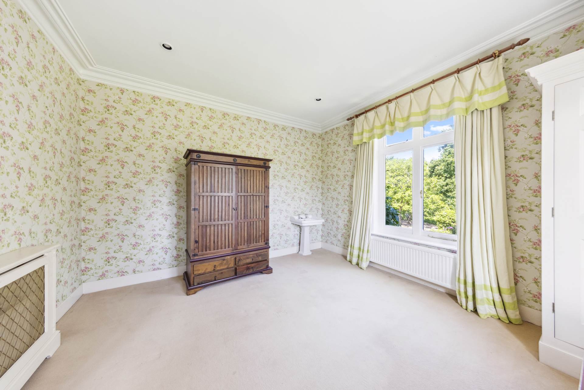Hopewell House, Edenbridge, TN8, Image 26