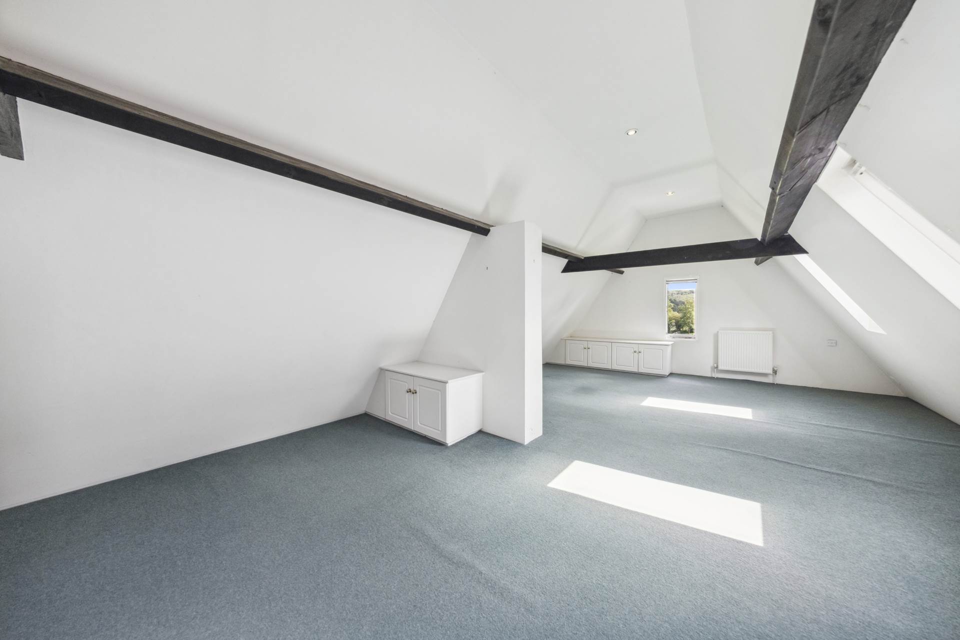 Hopewell House, Edenbridge, TN8, Image 35