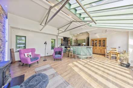 Hopewell House, Edenbridge, TN8, Image 11