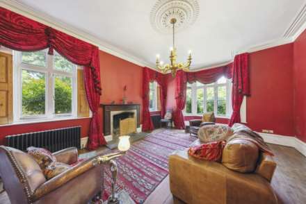 Hopewell House, Edenbridge, TN8, Image 3