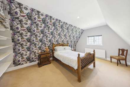 Hopewell House, Edenbridge, TN8, Image 33