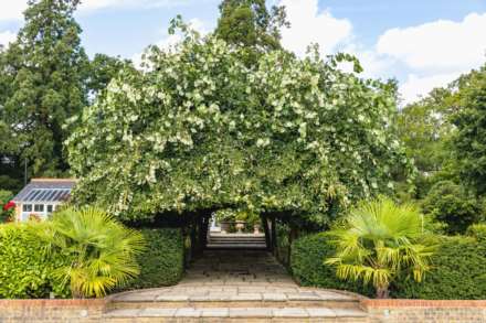 Hopewell House, Edenbridge, TN8, Image 42