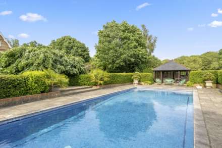 Hopewell House, Edenbridge, TN8, Image 45
