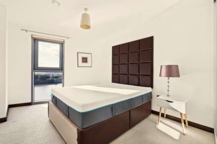 Bridges Court Road, Battersea, SW11, Image 6