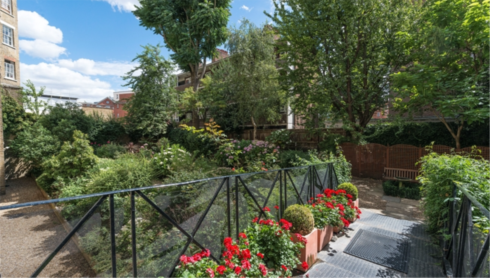 Fulham Court, Chelsea, Image 8