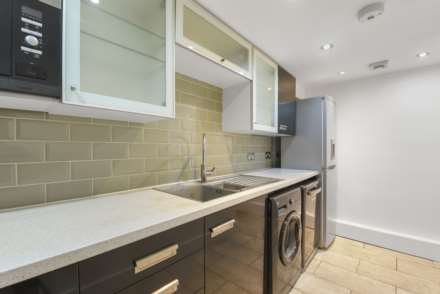 Barkston Gardens, Earl's Court, SW5, Image 4