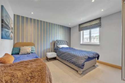 Pembroke Road, Holland Park, W8, Image 6